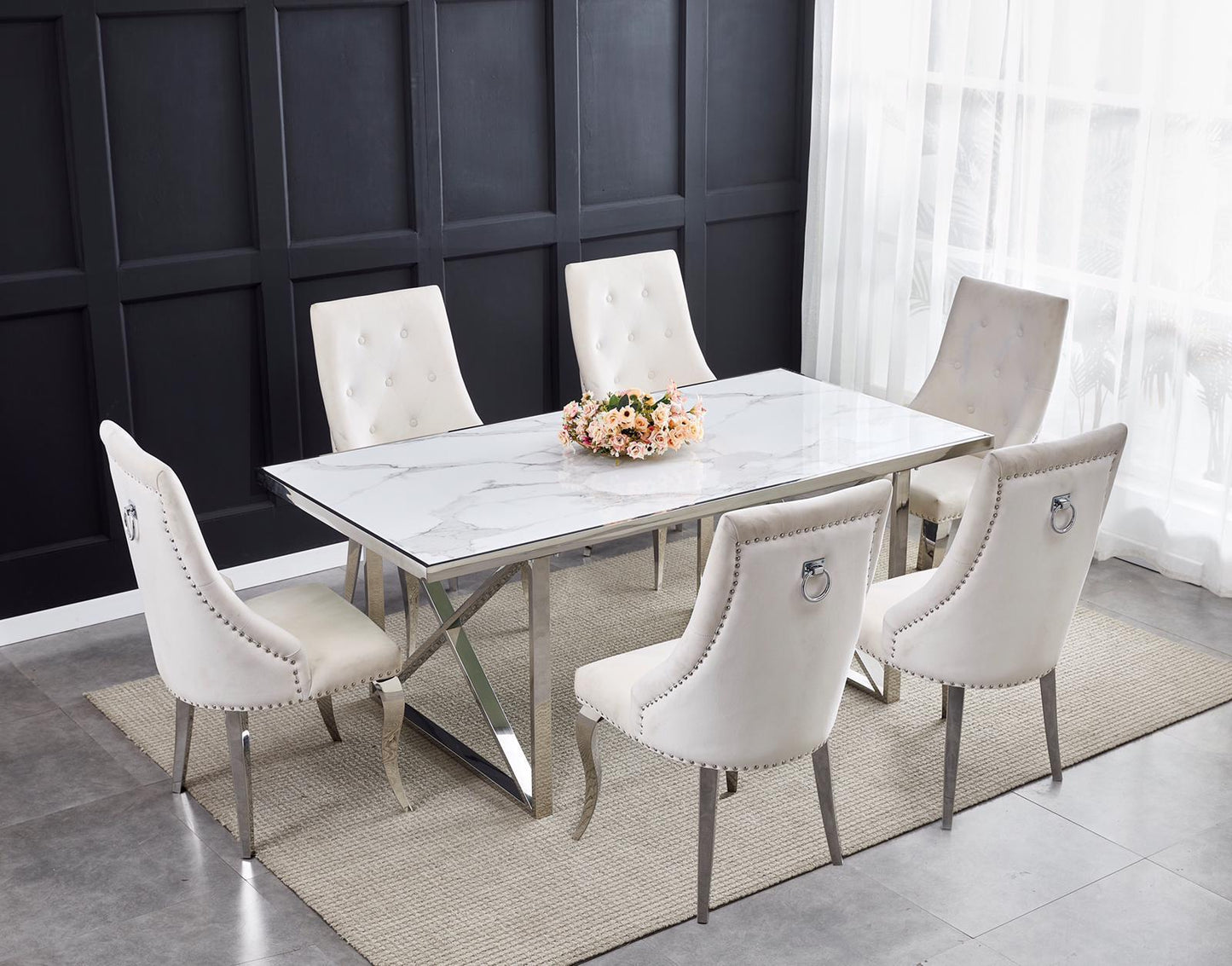Ensemble table à manger effet marbre et chaises capitonnées en velours - Élégance royale
